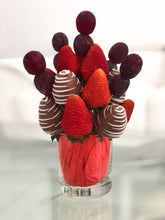 Cargar imagen en el visor de la galería, Arreglo de Frutas y Chocolates